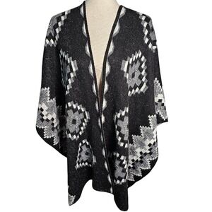 Black and White Aztec Soft Reversible Poncho, Ruana, Shall Wrap, One Size